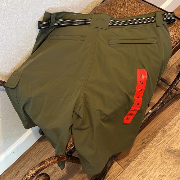 Brand New Orvis Cargo 🫒 color Short 4-way Stretchable Breathable, Comfortable! - Picture 3 of 6
